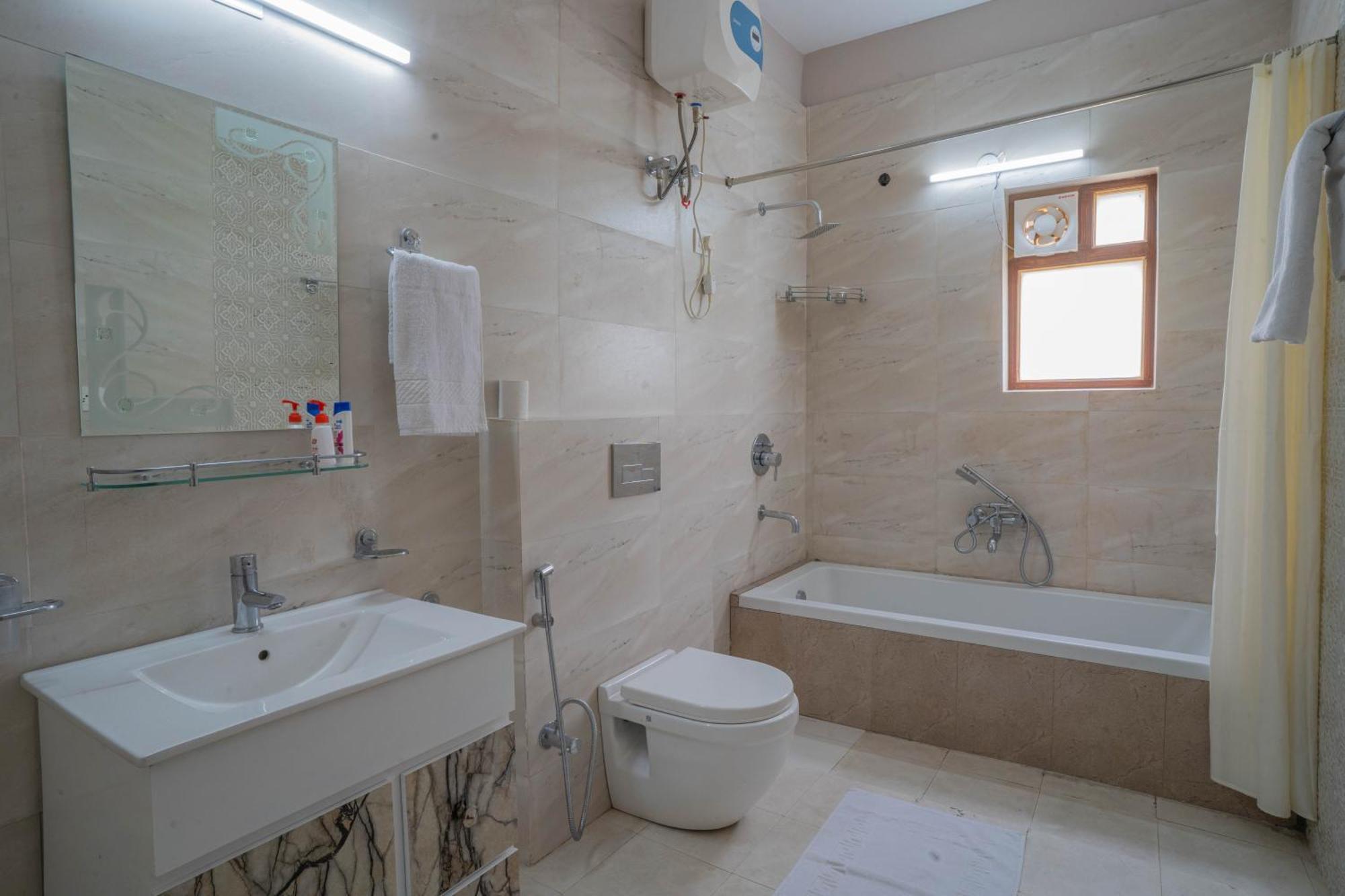 Hostie Sahasrara-3Bhk Chalets, Majkhali, رانيخت المظهر الخارجي الصورة